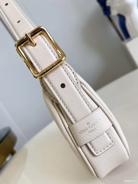 WIS VUITTON Moon LOUIS Mini 0316